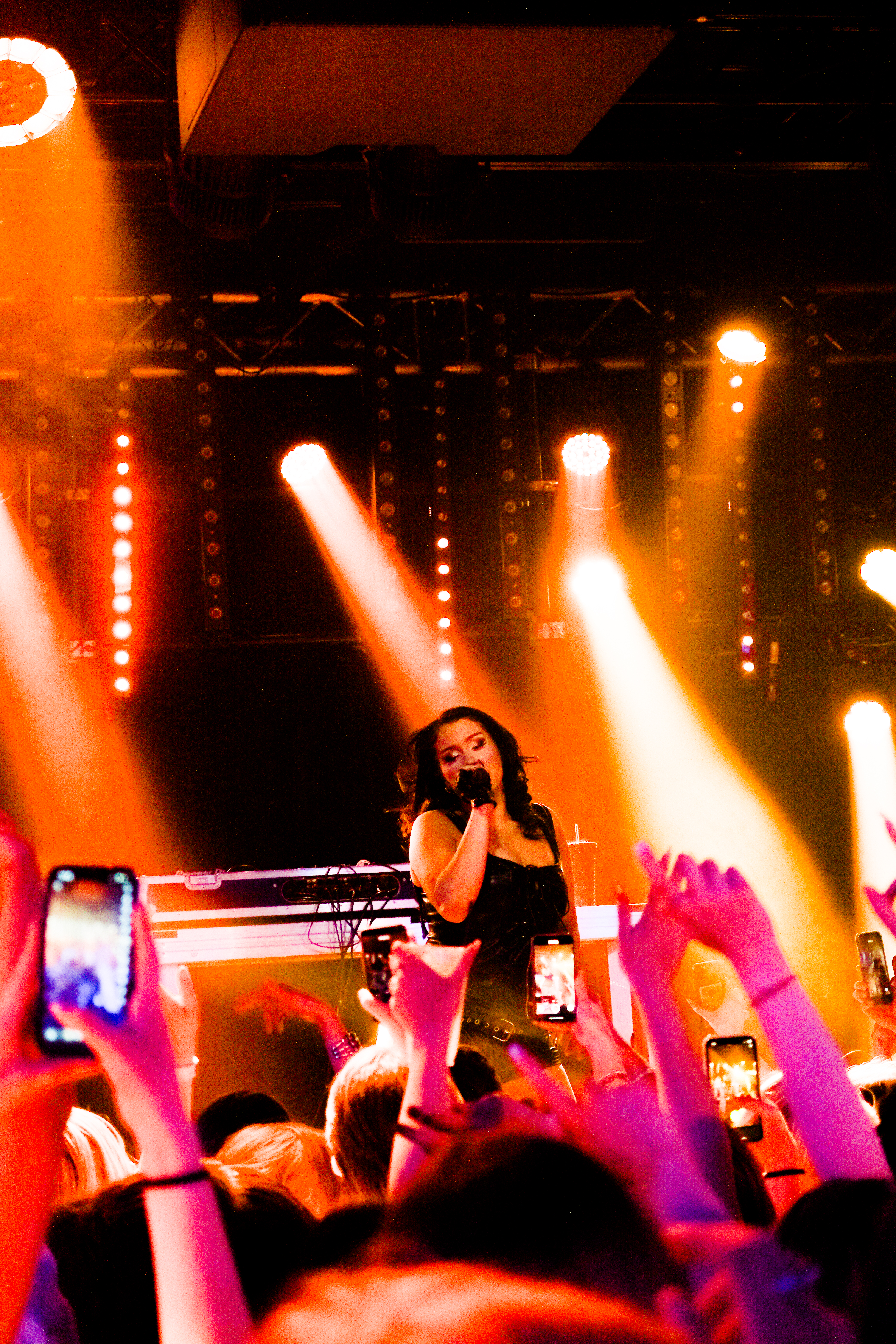 Sara Bee Abiristeilyt 2026